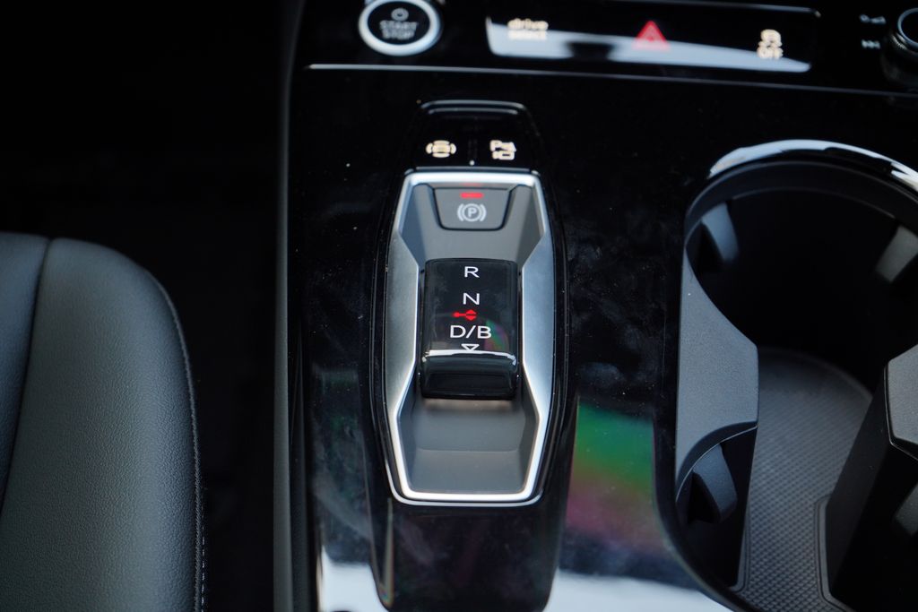 2025 Audi Q6 e-tron Premium 17