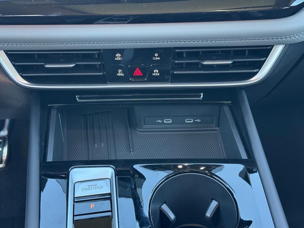 New 2026 Deep Black Pearl Volkswagen 2.0T Peak Edition image 16