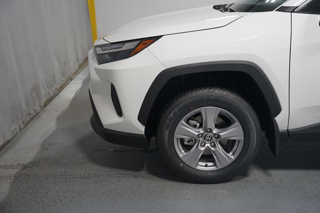 Thumbnail: 2025 Toyota RAV4 - 4