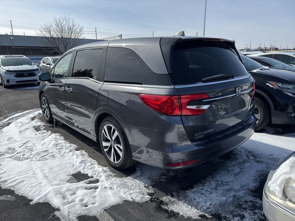 2022 Honda Odyssey Touring 2