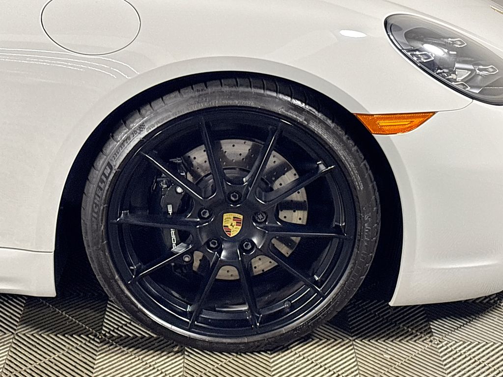 2025 Porsche 718 Boxster GTS