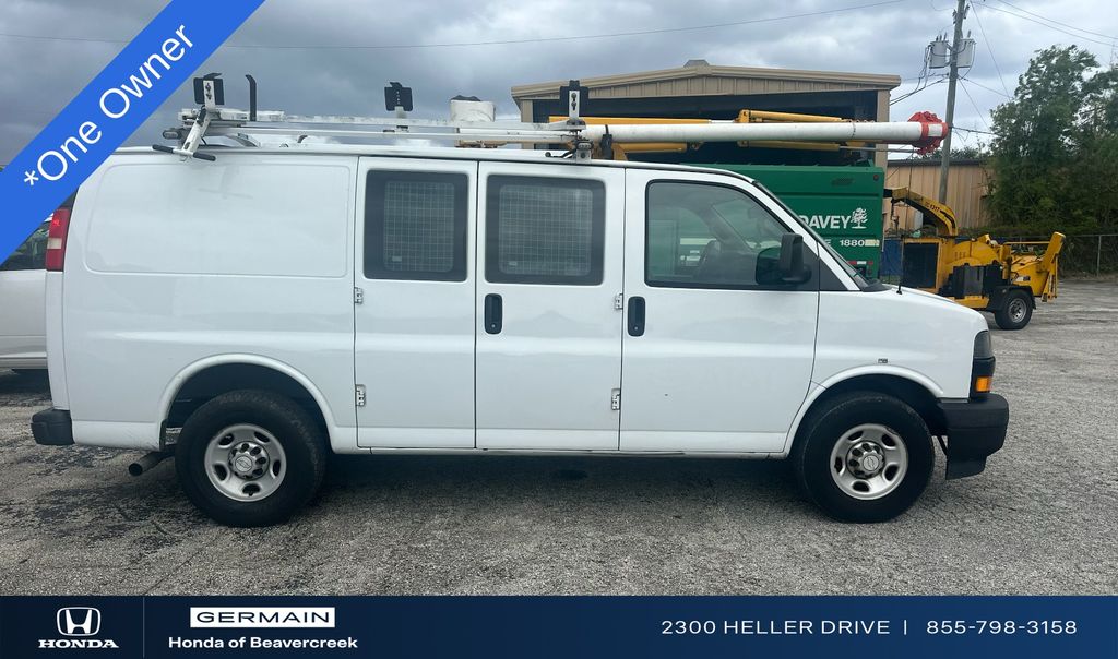 2018 Chevrolet Express Cargo 2500 RWD
