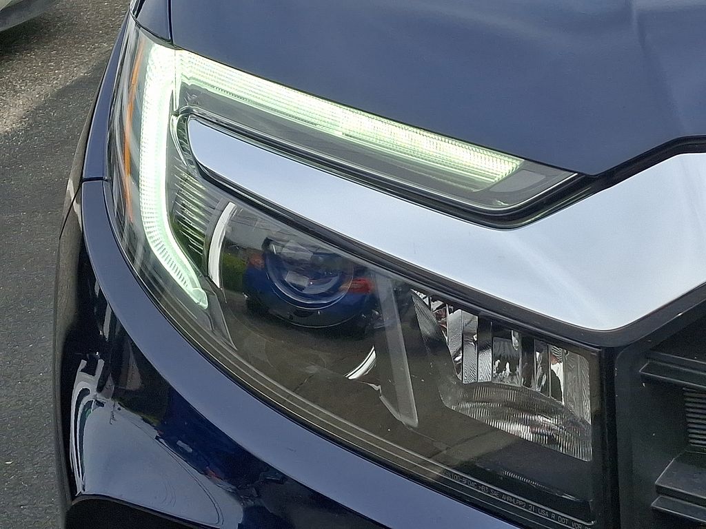 Thumbnail: 2022 Honda Passport - 9