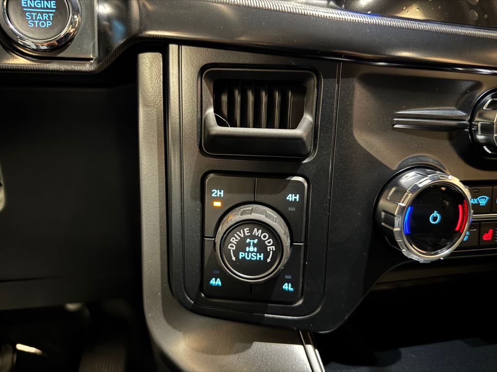 New 2026 Gray Ford Lariat image 30