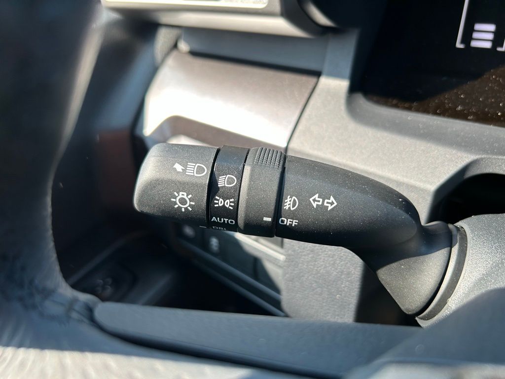 2025 Toyota 4Runner SR5 21