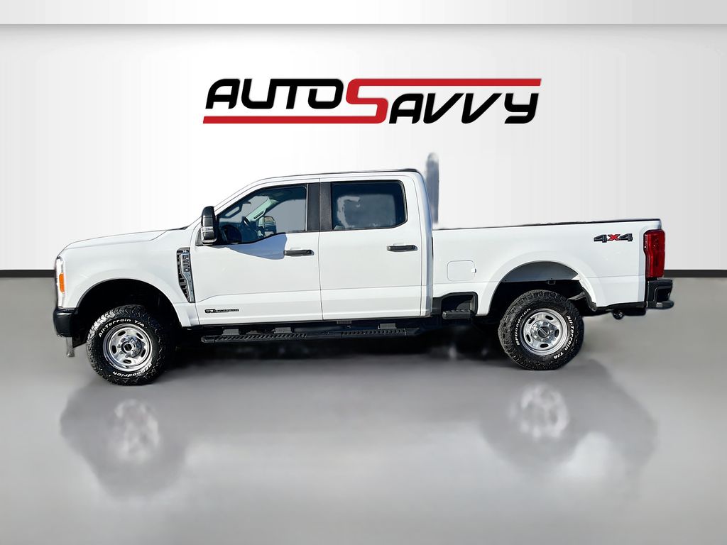 Used 2024 Oxford White Ford XL image 4