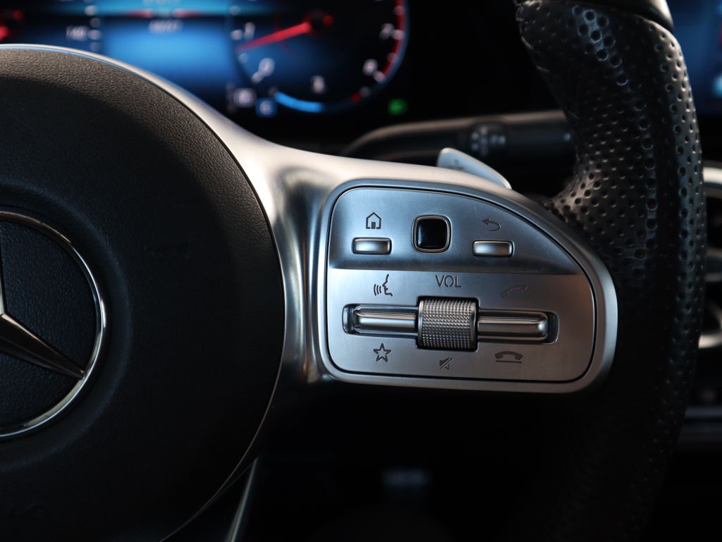 Thumbnail: 2022 Mercedes-Benz GLA - 12