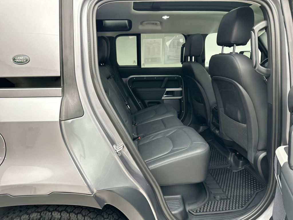Thumbnail: 2024 Land Rover Defender - 19