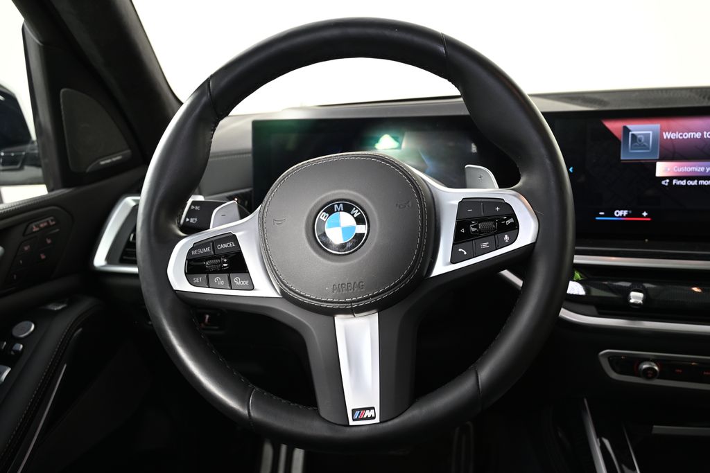 2023 BMW X7 xDrive40i 17