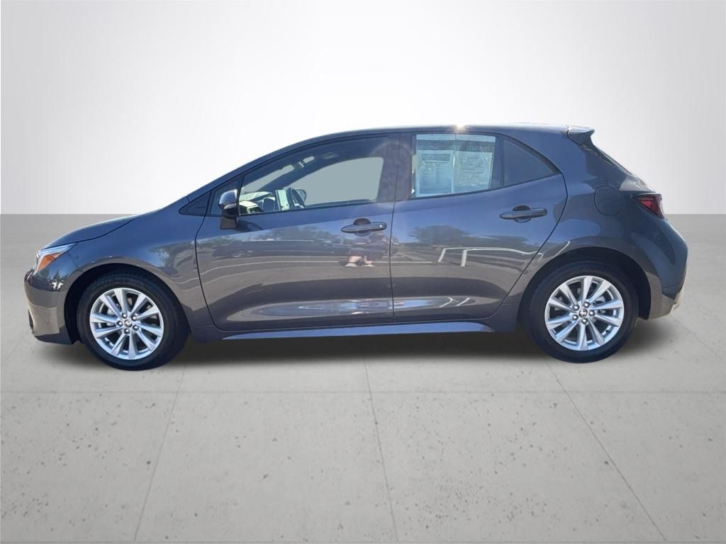 2024 Toyota Corolla Hatchback SE