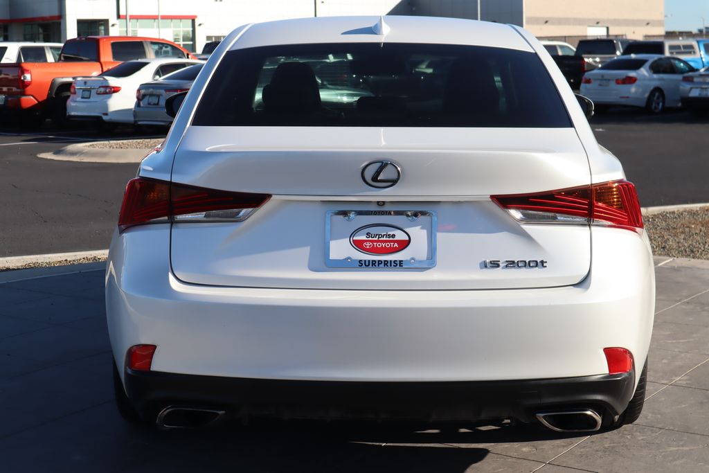 Thumbnail: 2017 Lexus IS - 6