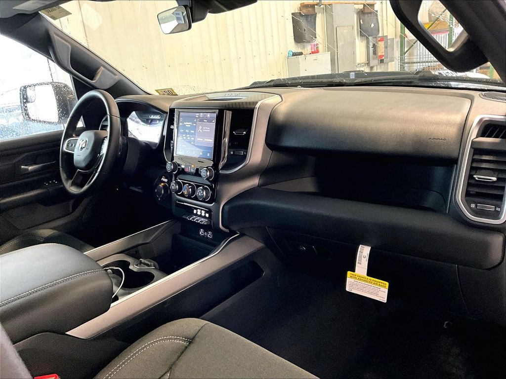 2026 Ram 1500 — photo 10