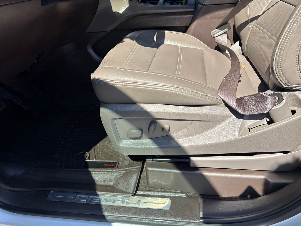 Used Car 2018 Gmc Yukon  Denali For Sale Under $30,000 In Austin, Texas