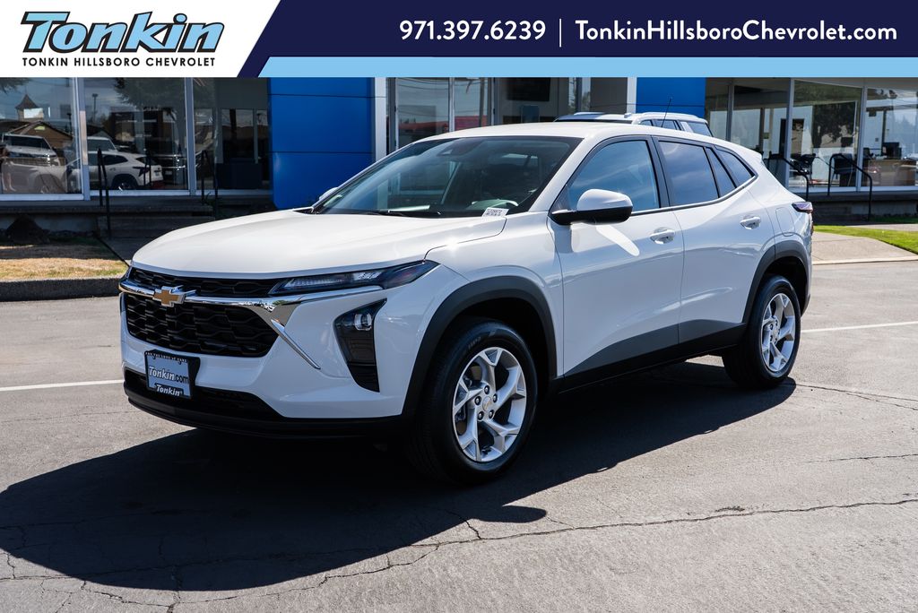 Summit White 2026 Chevrolet Trax SUV / Crossover Front-Wheel Drive 6-Speed Automatic