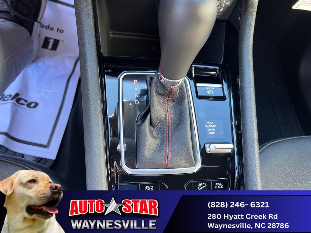 new 2026 Jeep Compass car, priced at $31,990