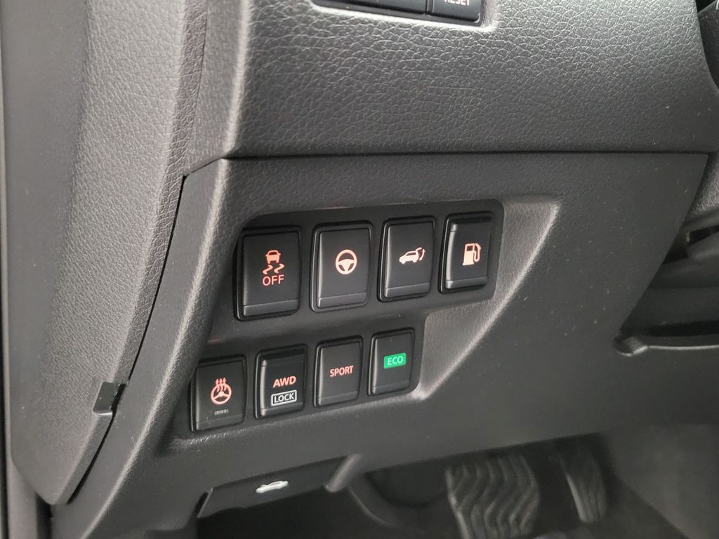 Thumbnail: 2019 Nissan Rogue - 28