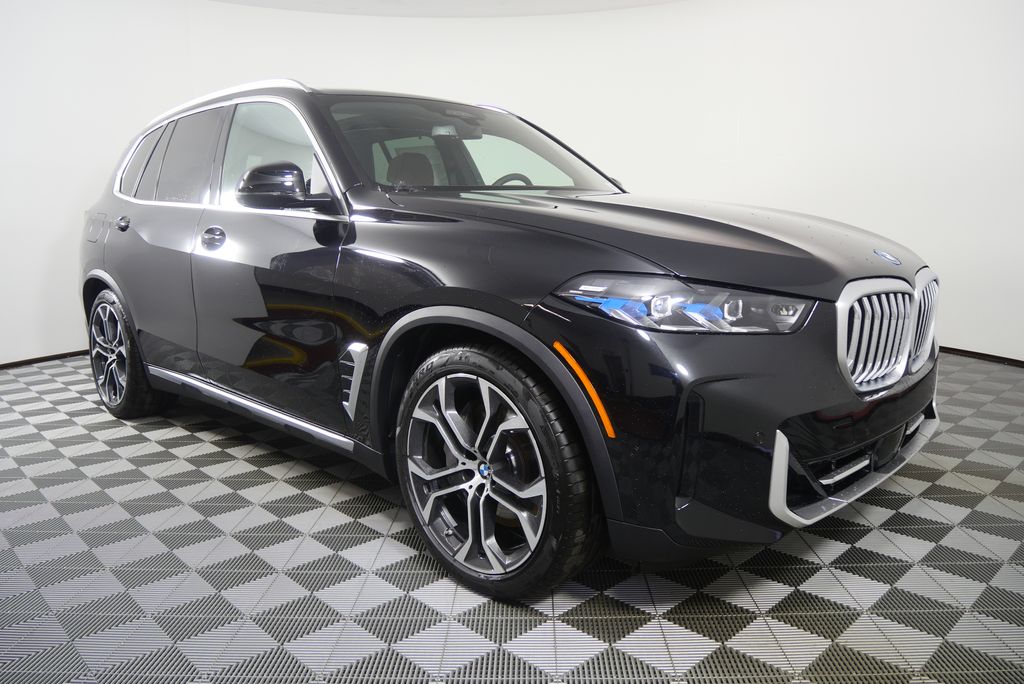 Thumbnail: 2026 BMW X5 - 2