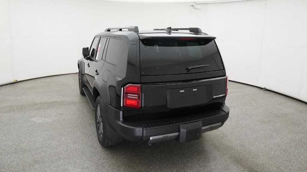 2025 Toyota Land Cruiser  4