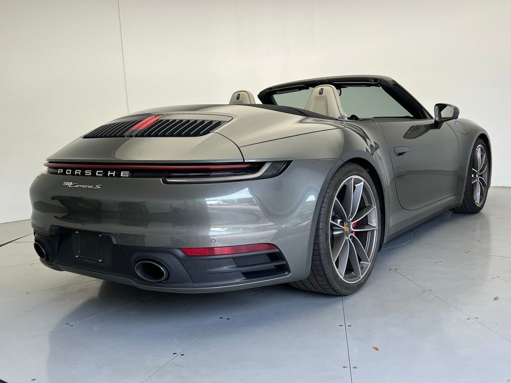 Thumbnail: 2020 Porsche 911 - 4