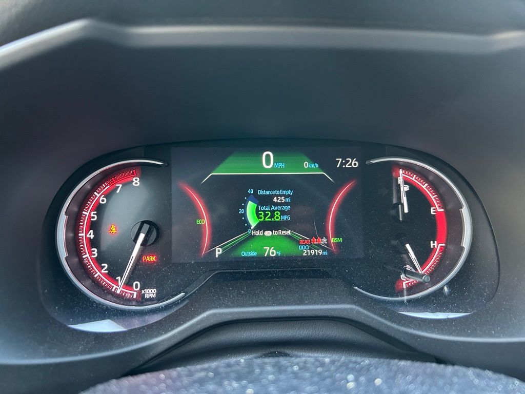 2023 Toyota RAV4 XLE 16