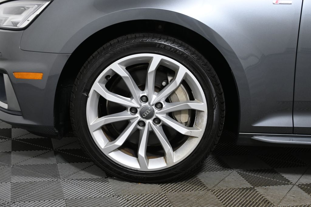 Thumbnail: 2019 Audi A4 - 11