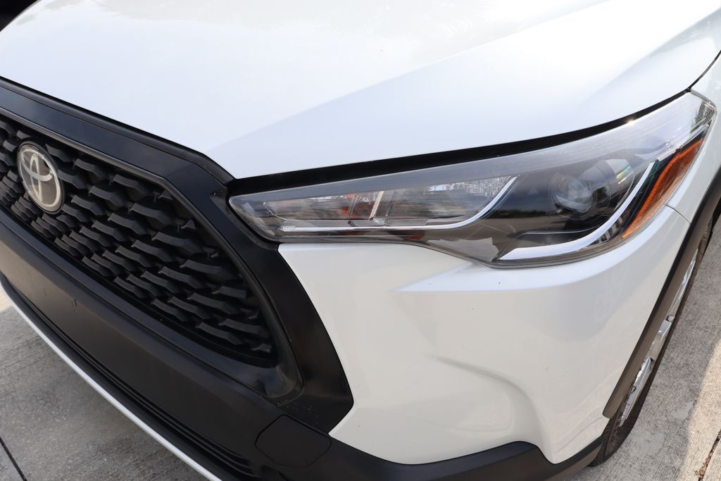 2022 Toyota Corolla Cross L 3