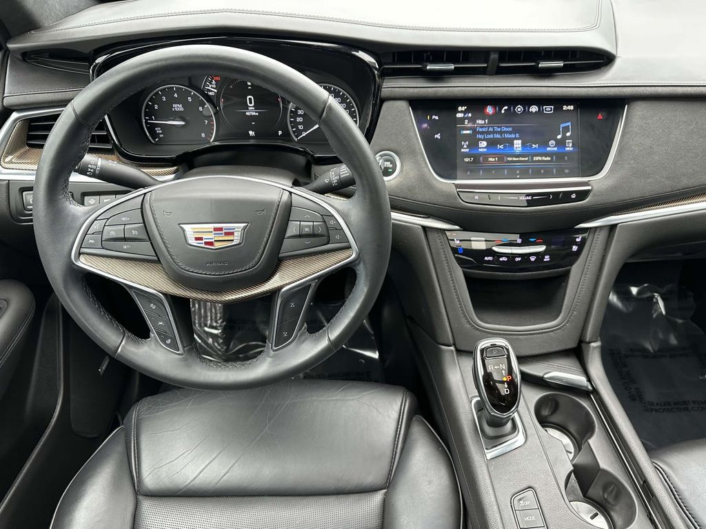 2018 Cadillac XT5 Platinum 8