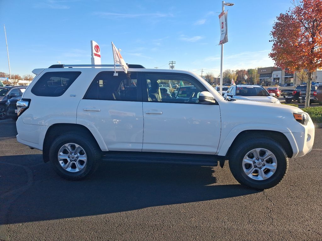 2020 Toyota 4Runner SR5 6