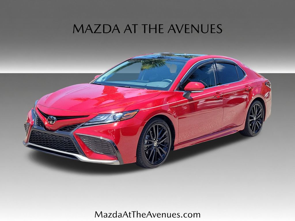 2022 Toyota Camry XSE V6 FWD