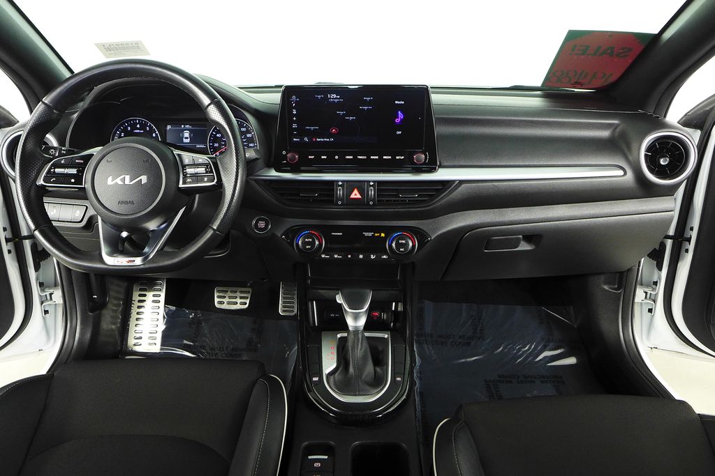 Thumbnail: 2024 Kia Forte - 23