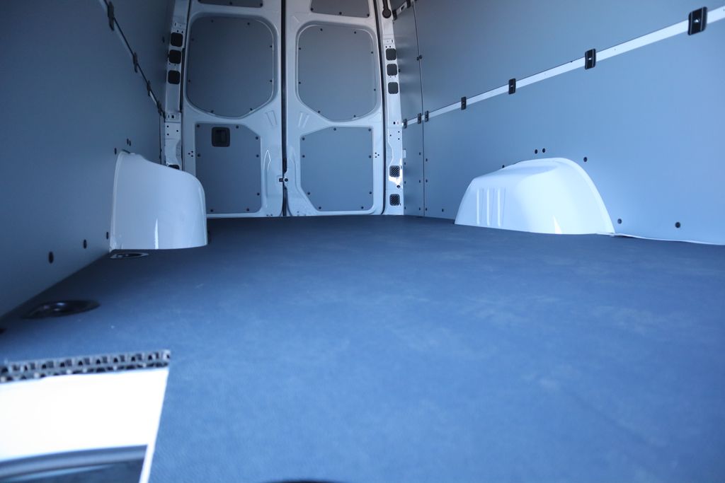 2025 Mercedes-Benz Sprinter 3500 24