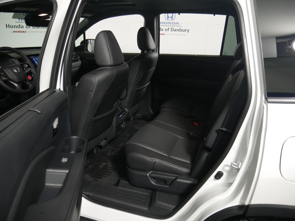 Thumbnail: 2023 Honda Passport - 11