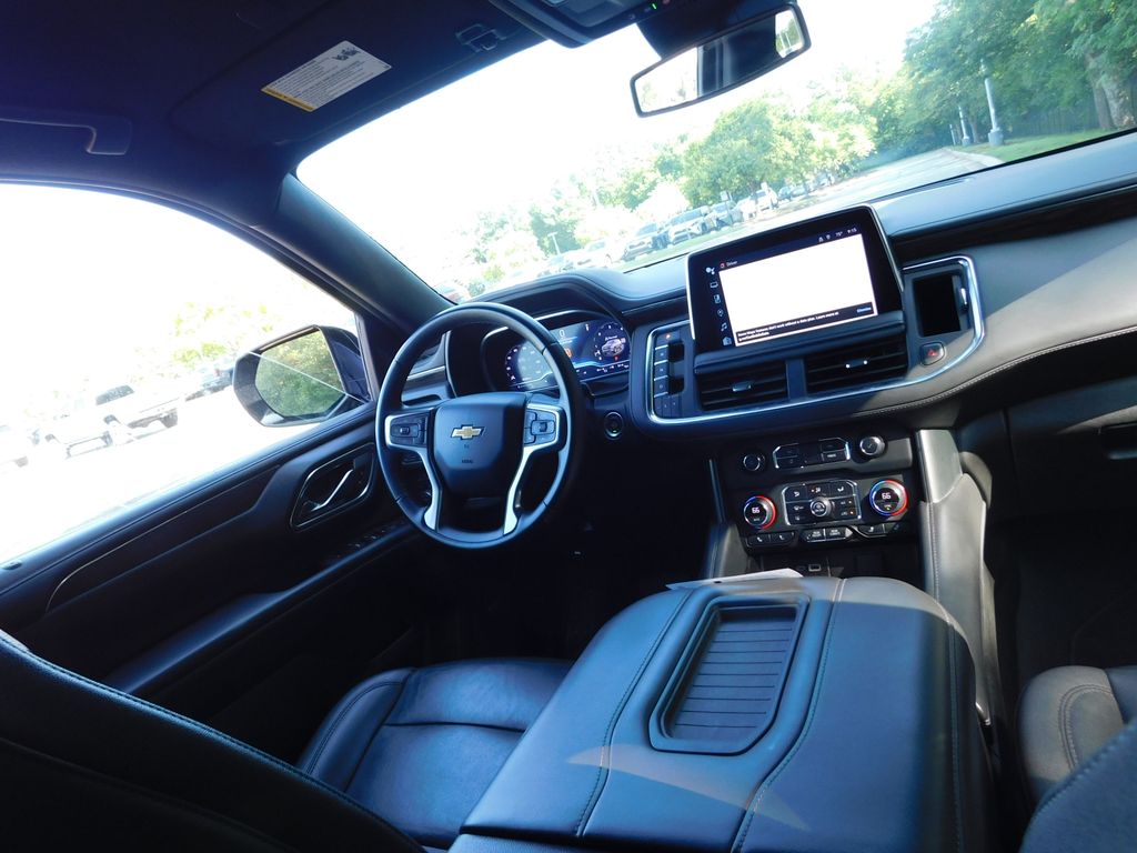 Thumbnail: 2023 Chevrolet Tahoe - 6