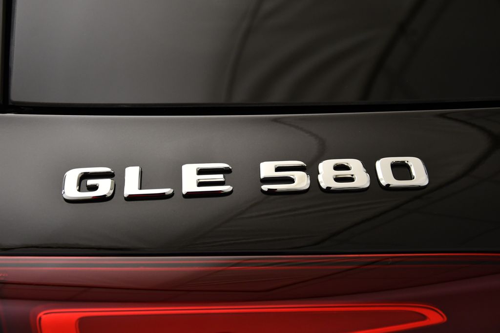 Thumbnail: 2025 Mercedes-Benz GLE - 9