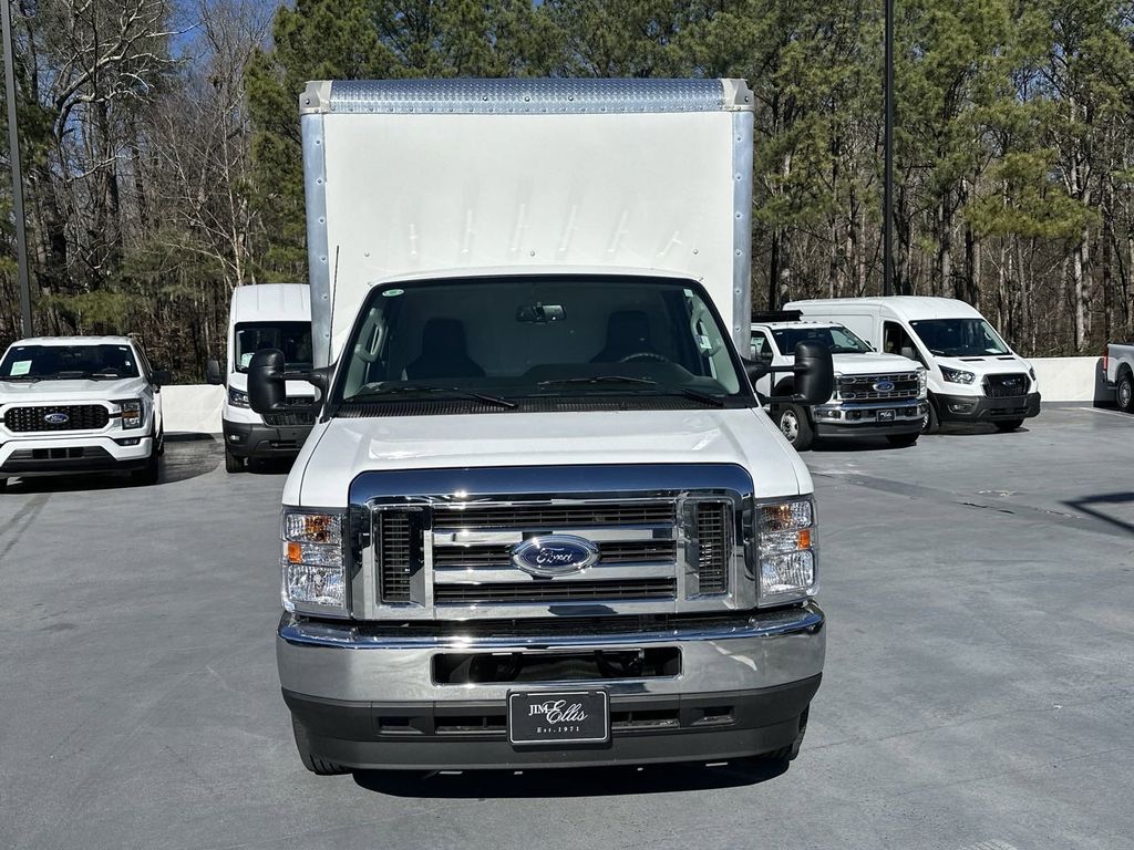 2024 Ford E-450SD Base 2