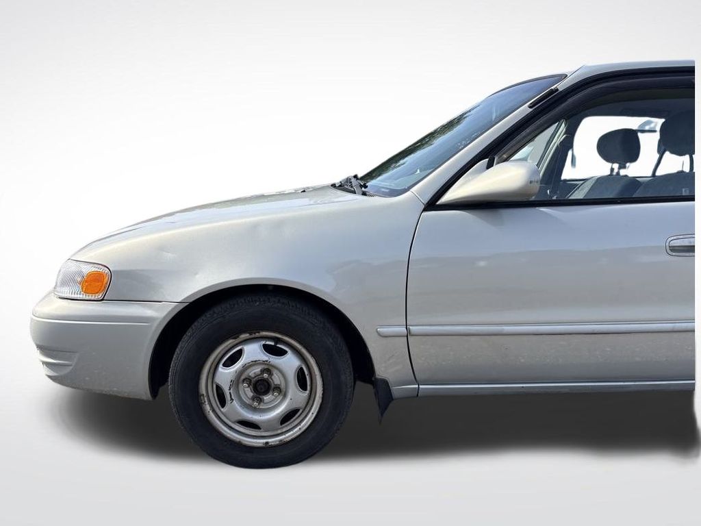 2000 Silver Stream Opal Toyota Corolla LE FWD Sedan