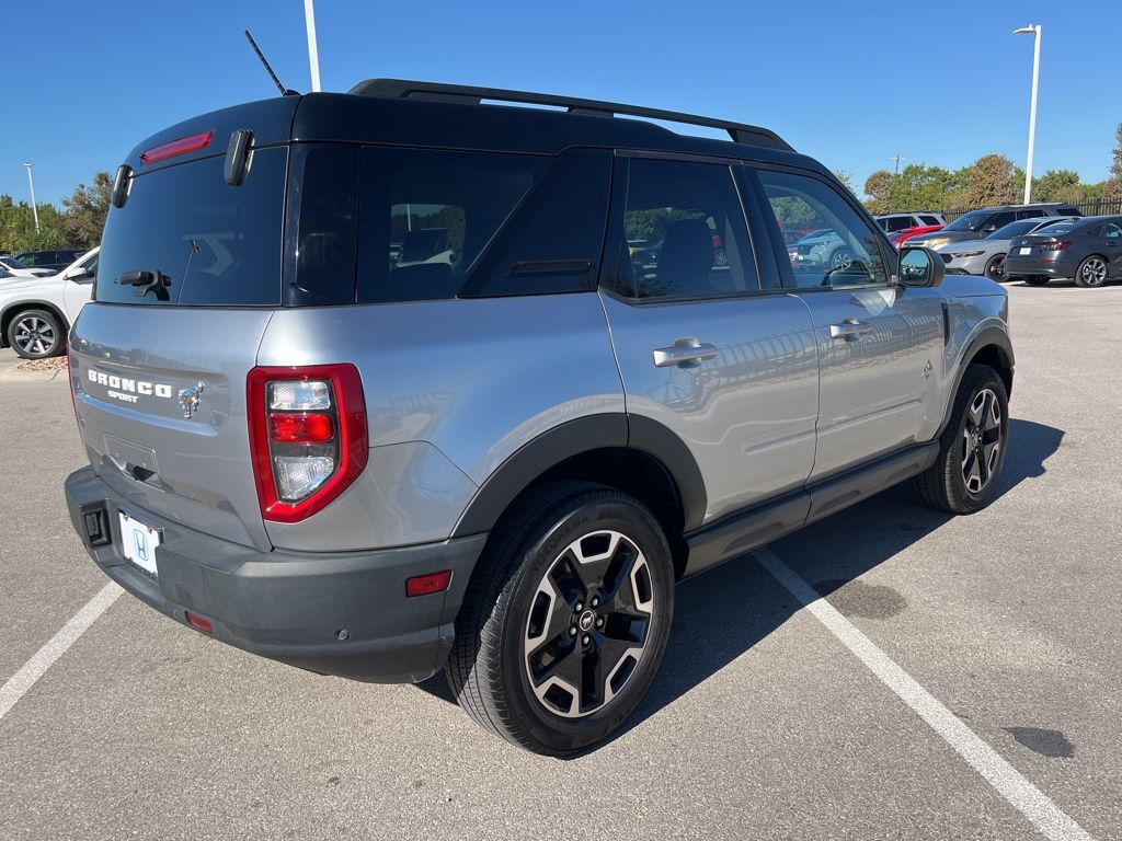 Thumbnail: 2021 Ford Bronco Sport - 4