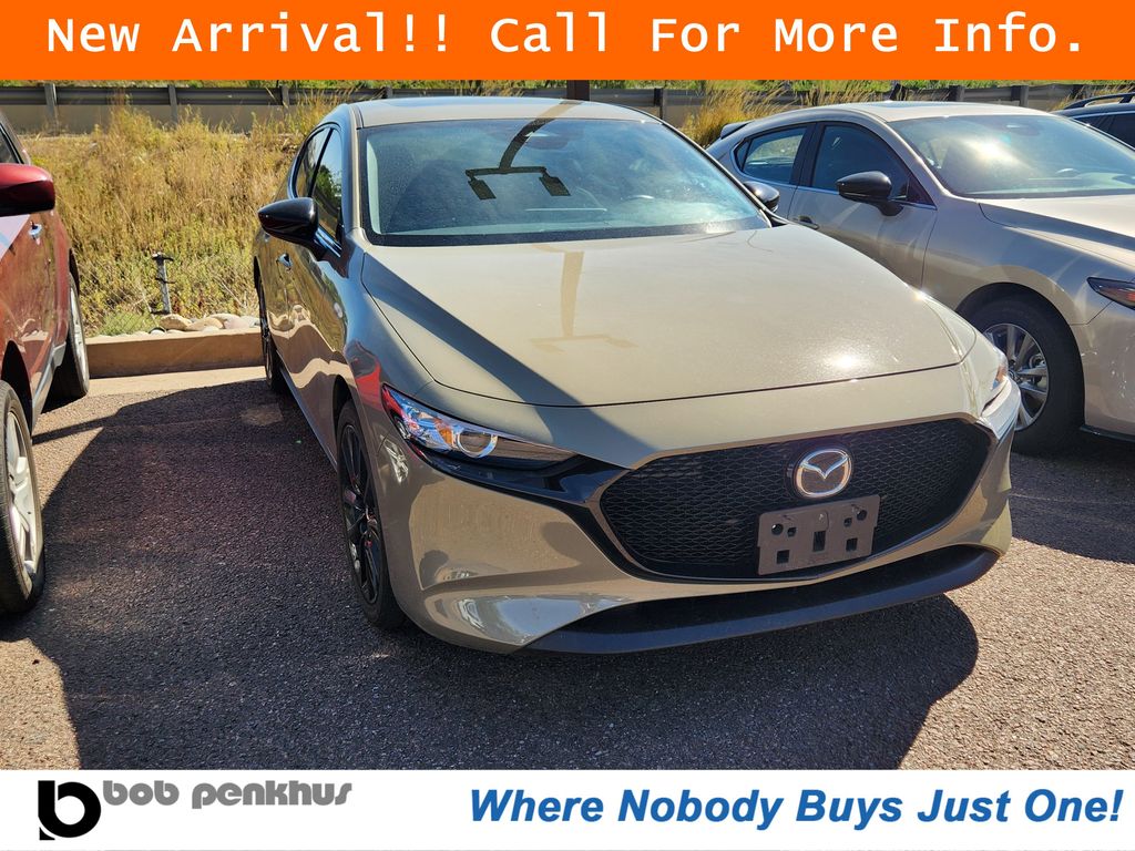 2025 Mazda MAZDA3 2.5 Carbon Turbo