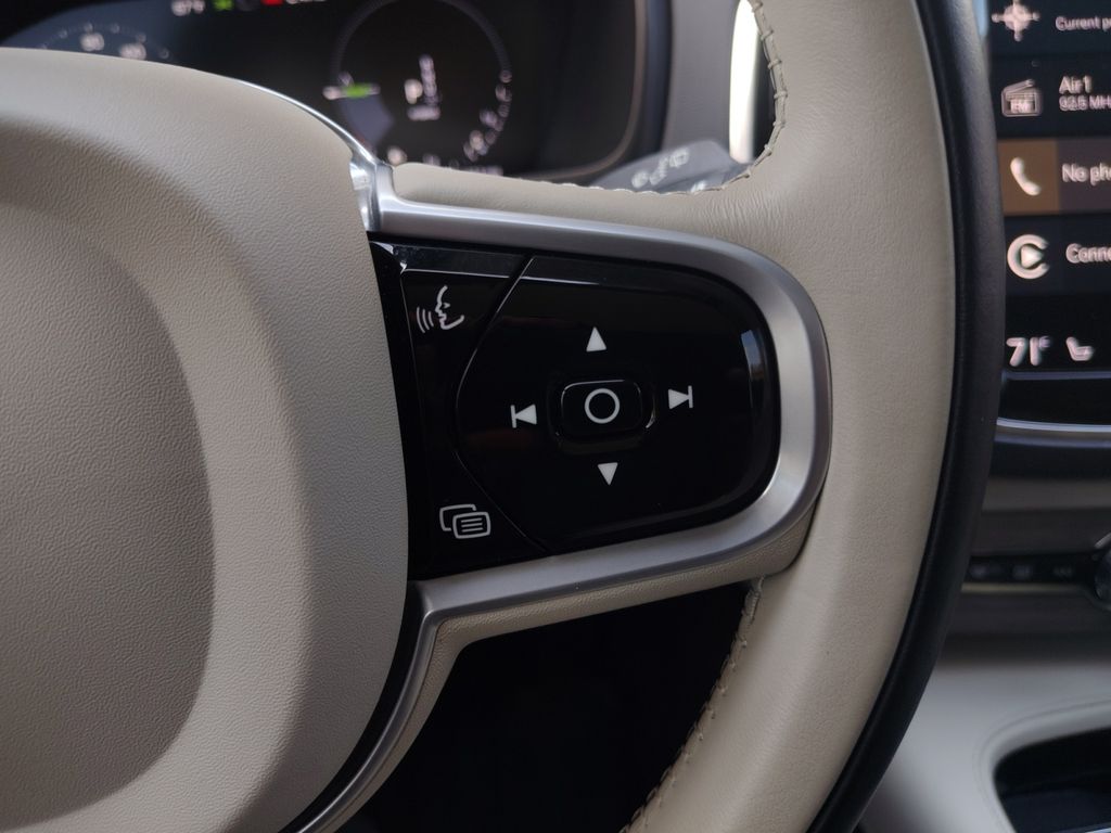 Used Car 2022 Volvo Xc90 Recharge Plug-in Hybrid  T8 Inscription 6 Passenger For Sale Under $35,000 In Austin, Texas