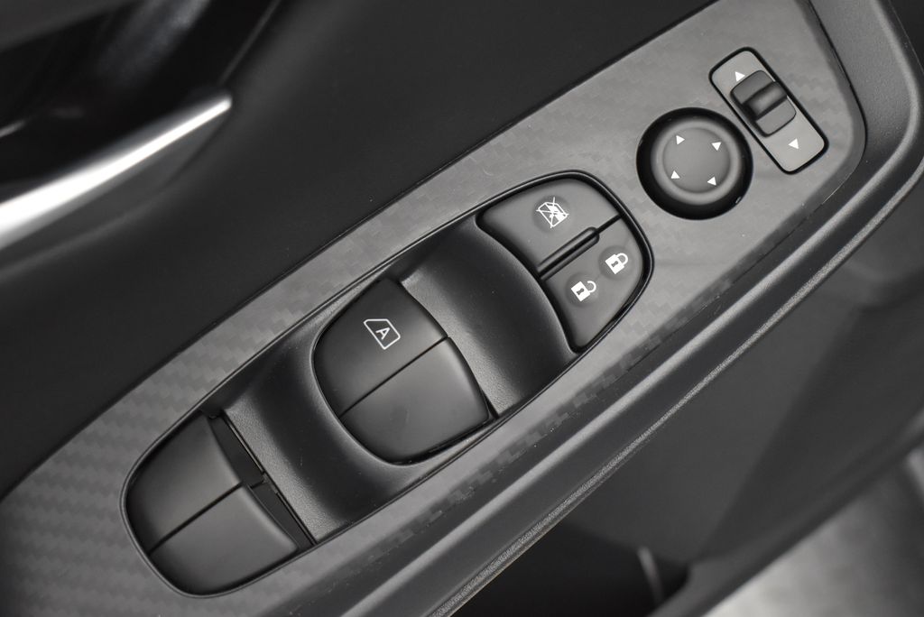 Thumbnail: 2025 Nissan Sentra - 11