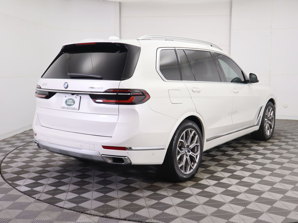 Thumbnail: 2023 BMW X7 - 5