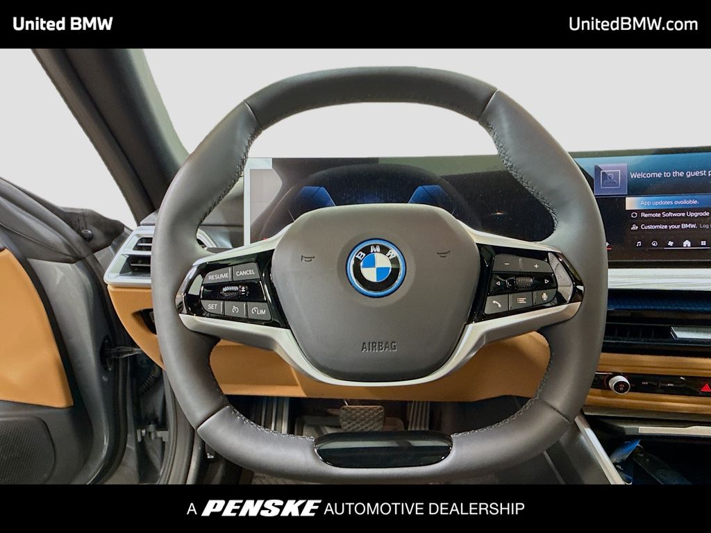 Thumbnail: 2025 BMW i4 - 6
