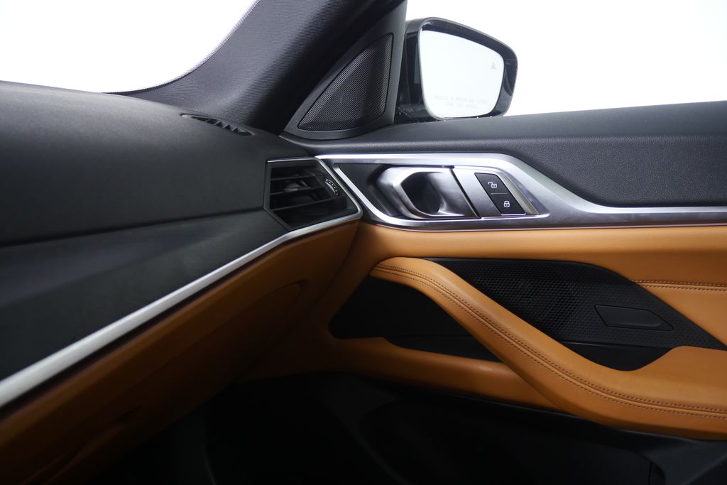 Thumbnail: 2024 BMW 4 Series - 24