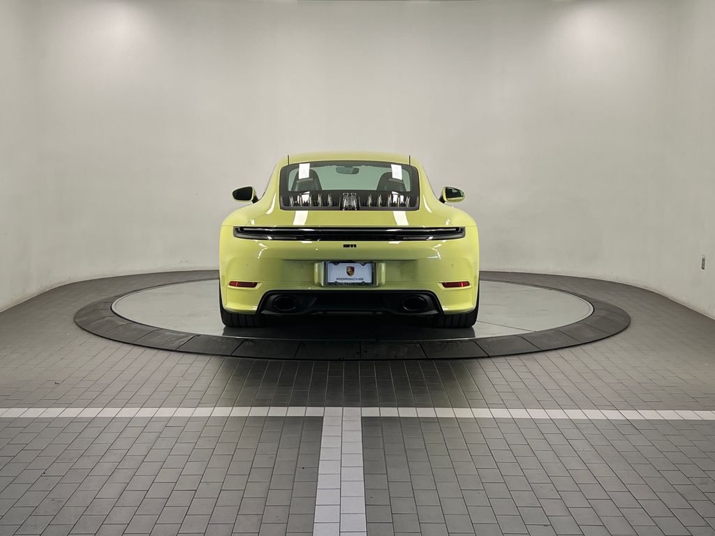 Thumbnail: 2026 Porsche 911 - 6