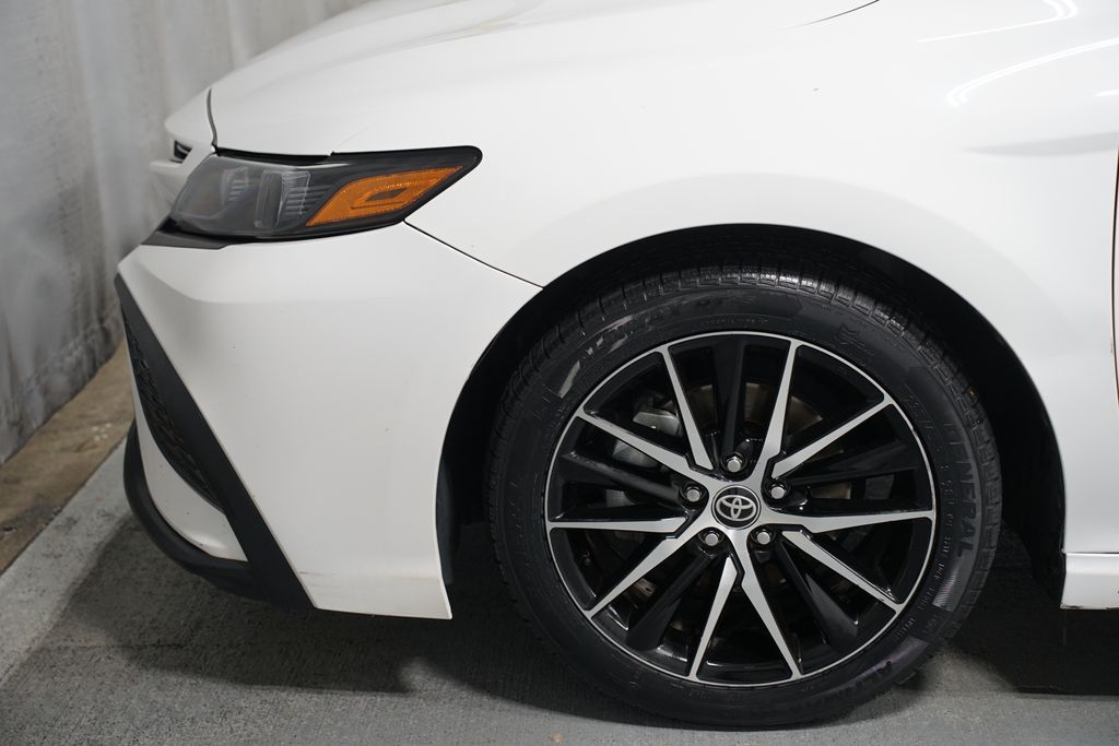 Thumbnail: 2021 Toyota Camry - 5