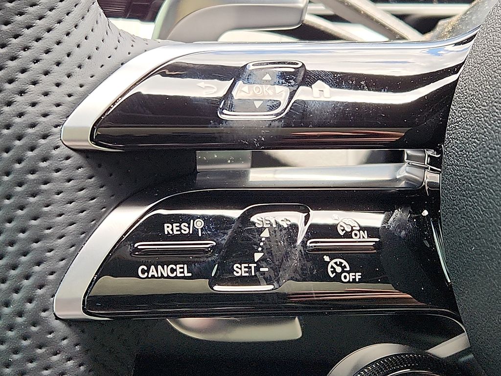 Thumbnail: 2026 Mercedes-Benz GLC - 20