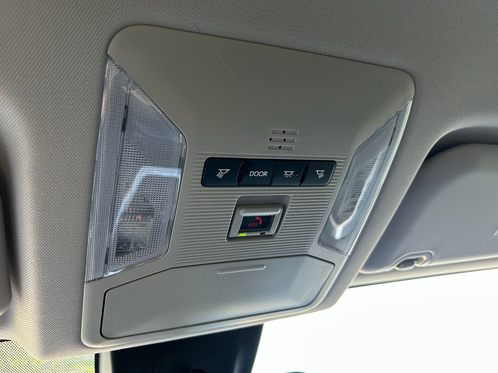 Thumbnail: 2024 Toyota RAV4 - 27