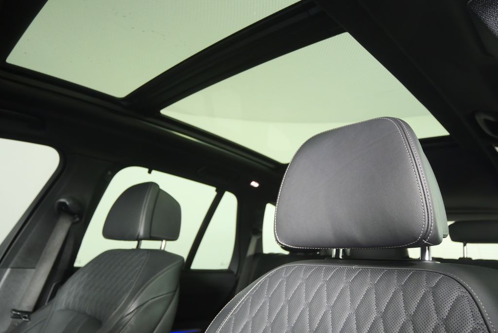 Thumbnail: 2023 BMW X5 - 11