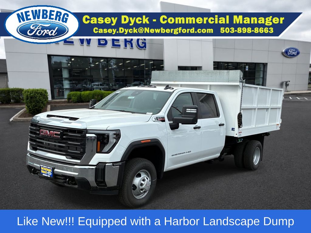 2025 GMC Sierra 3500HD Fleet/Base