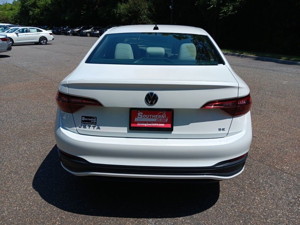 2024 Volkswagen Jetta 1.5T SE 4